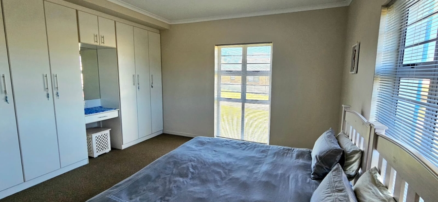3 Bedroom Property for Sale in Franskraal Western Cape